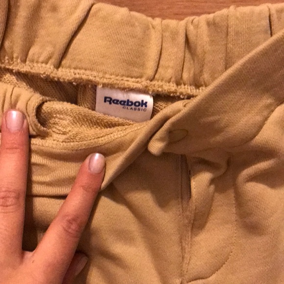 Reebok joggers BRAND NEW - Picture 3 of 3